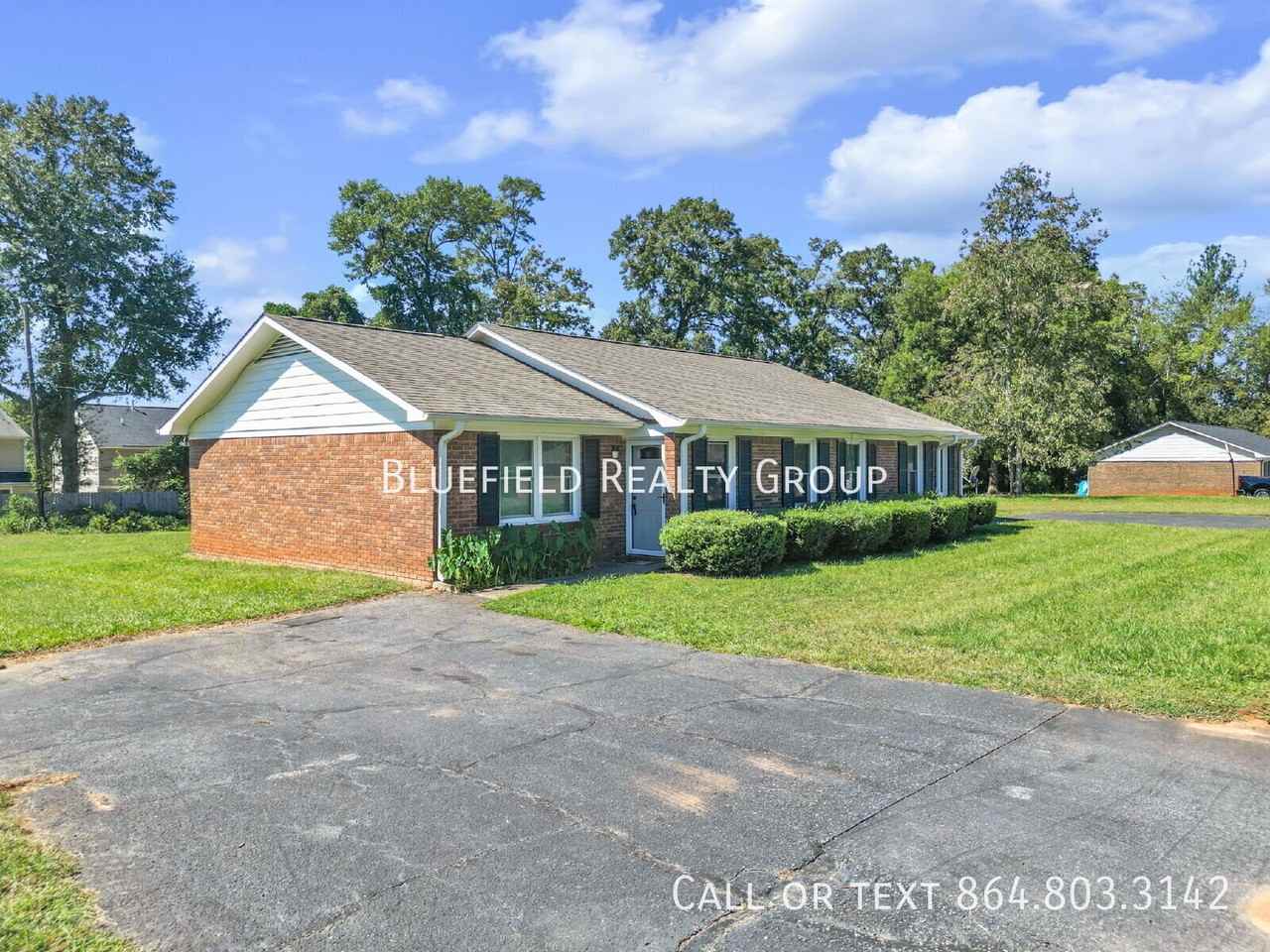143 Sherman Dr - Photo 2 of 28