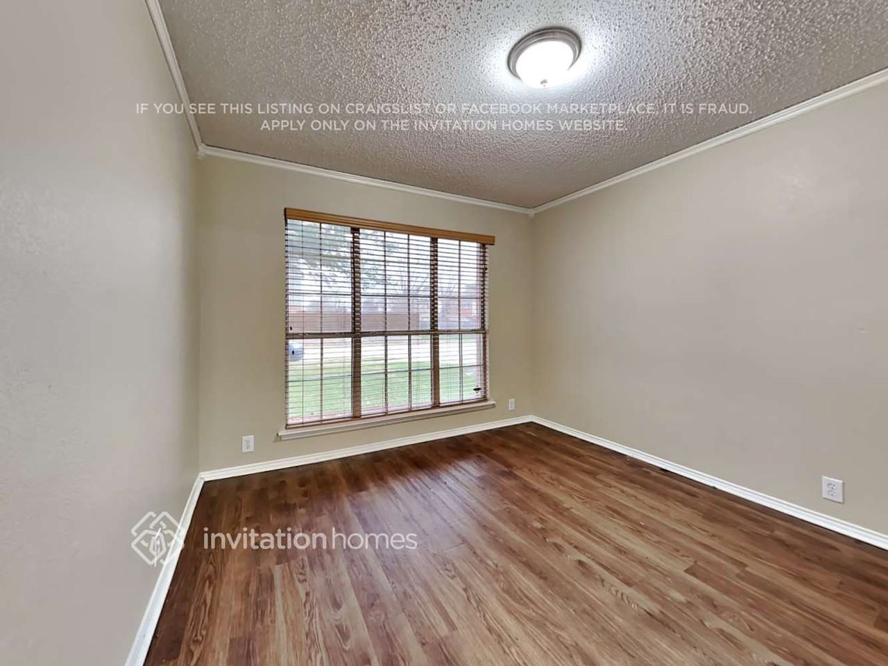 1105 Iron Horse Dr - Photo 5 of 26