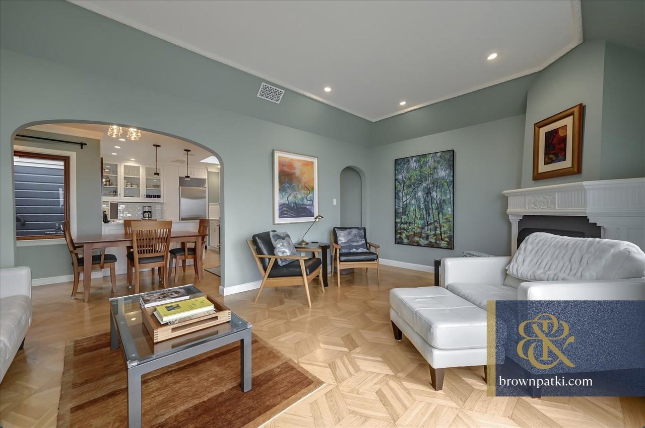 373 Liberty St - Photo 5 of 24