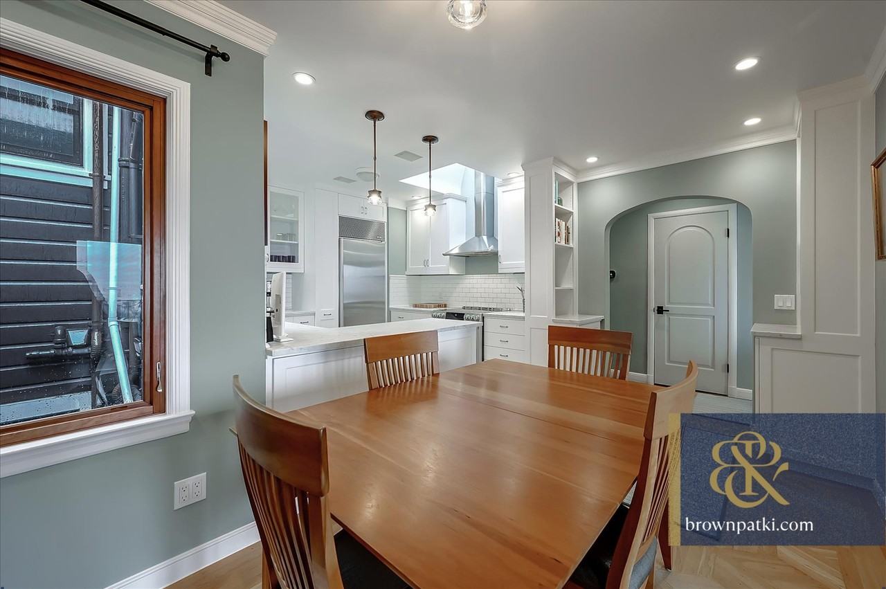 373 Liberty St - Photo 7 of 24