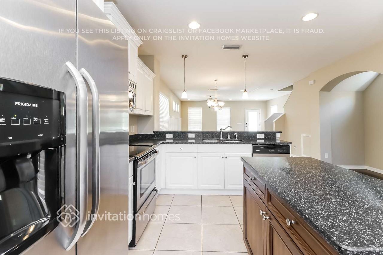 4910 Forest Creek Trl - Photo 7 of 20