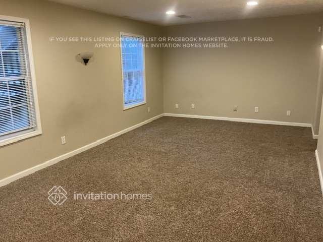 328 Pebblestone Dr - Photo 4 of 9