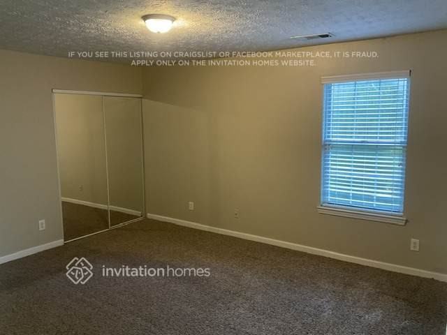 328 Pebblestone Dr - Photo 6 of 9