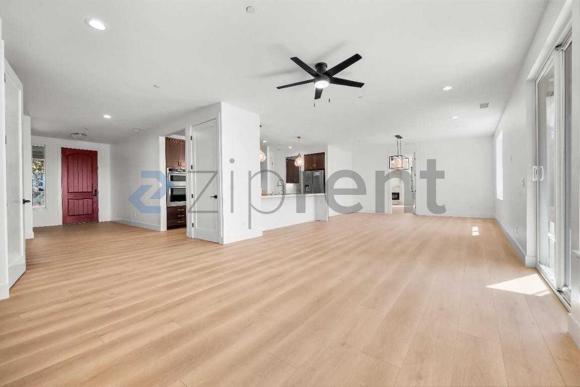 1515 Birch Ave - Photo 4 of 23