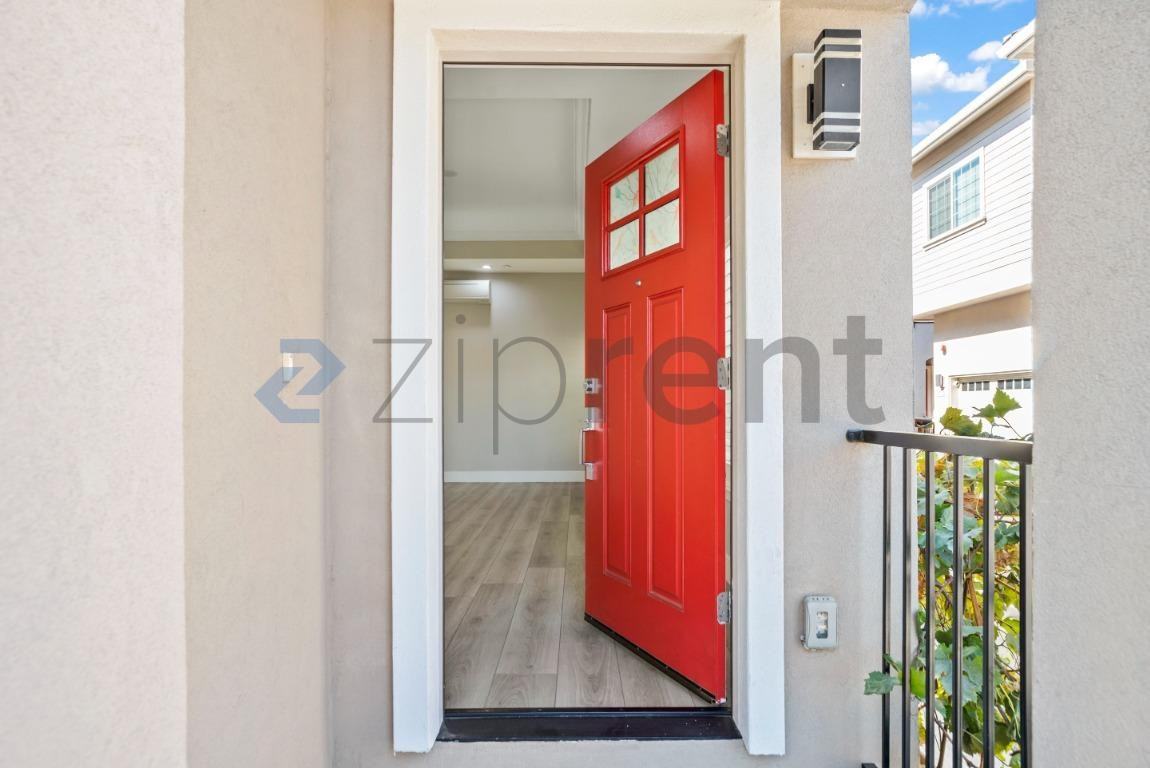 1701 Ringwood Ave - Photo 2 of 34