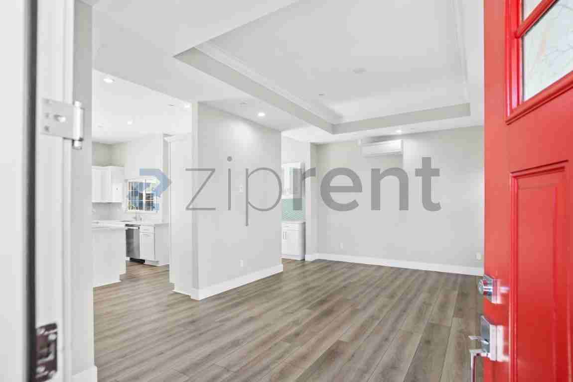 1701 Ringwood Ave - Photo 4 of 34