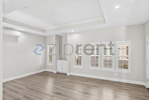 featured image of 1701 Ringwood Ave