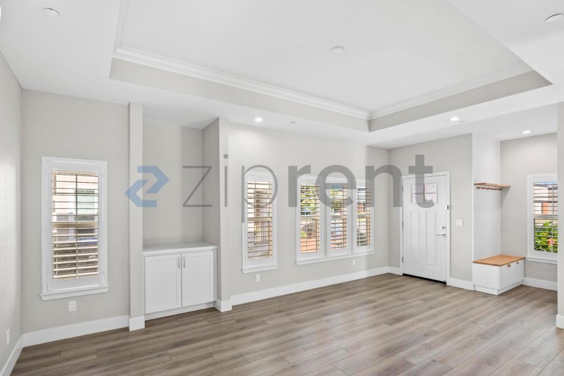 1701 Ringwood Ave - Photo 7 of 34