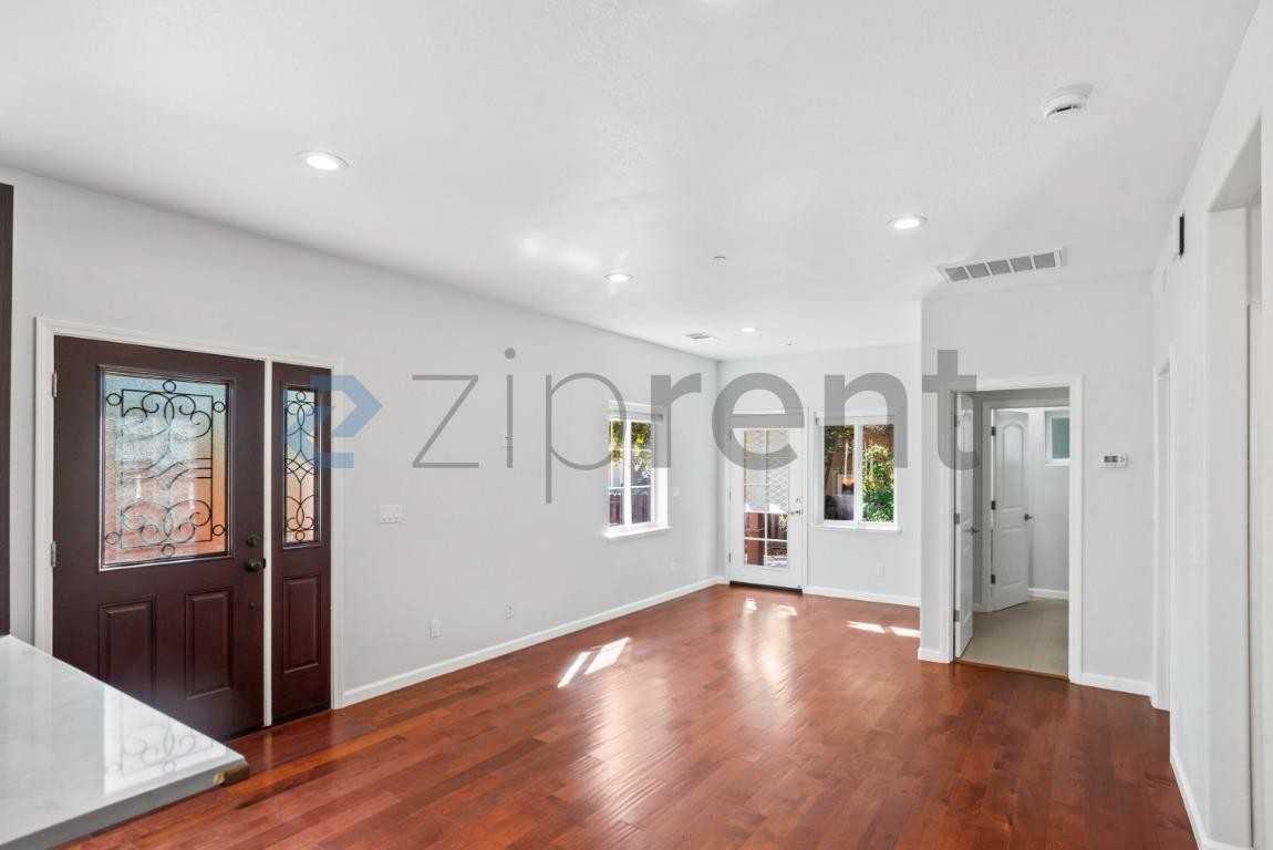 311 Dana St - Photo 2 of 27