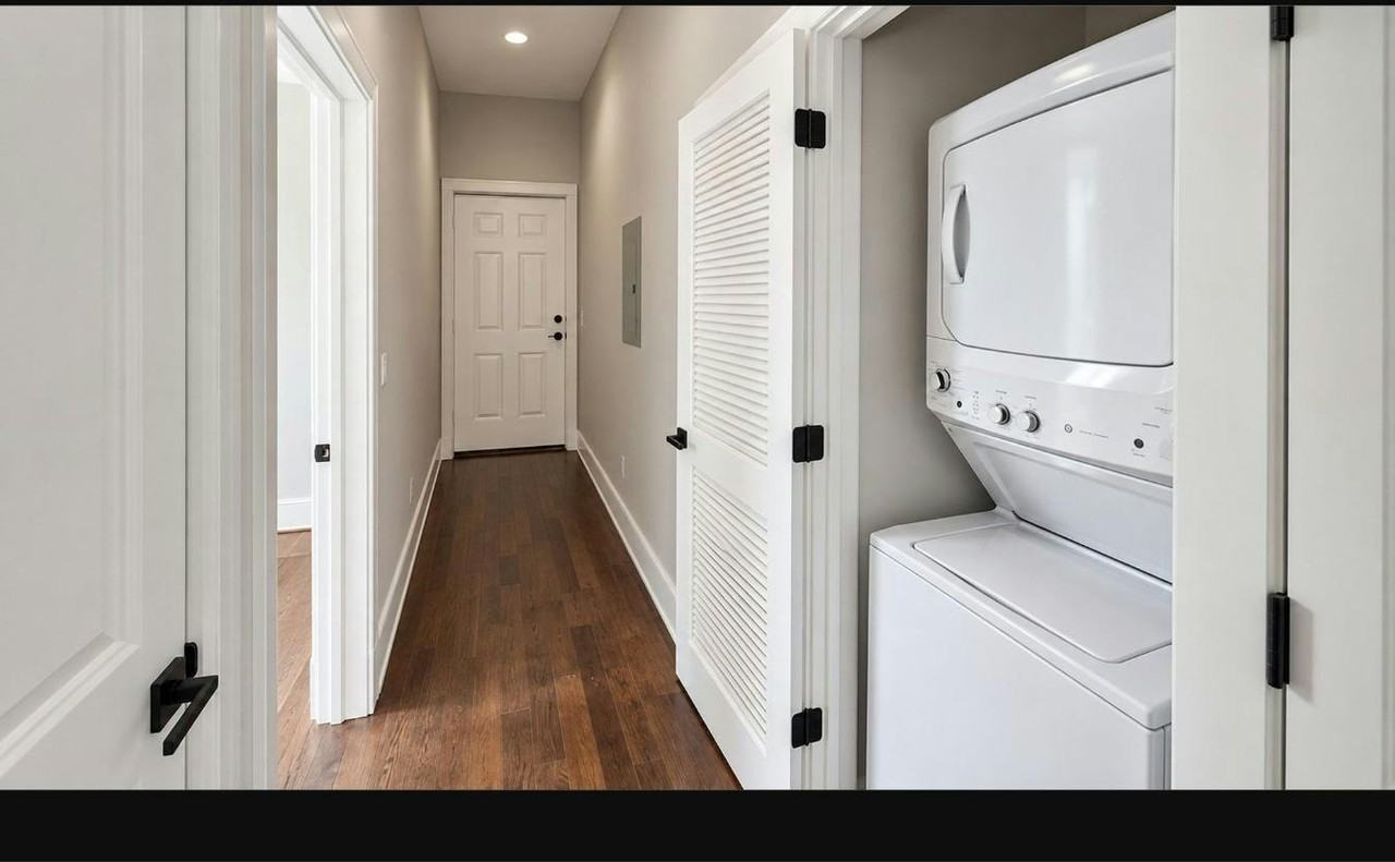 2024 South Ashland Avenue, Unit 1 - Photo 7 of 15
