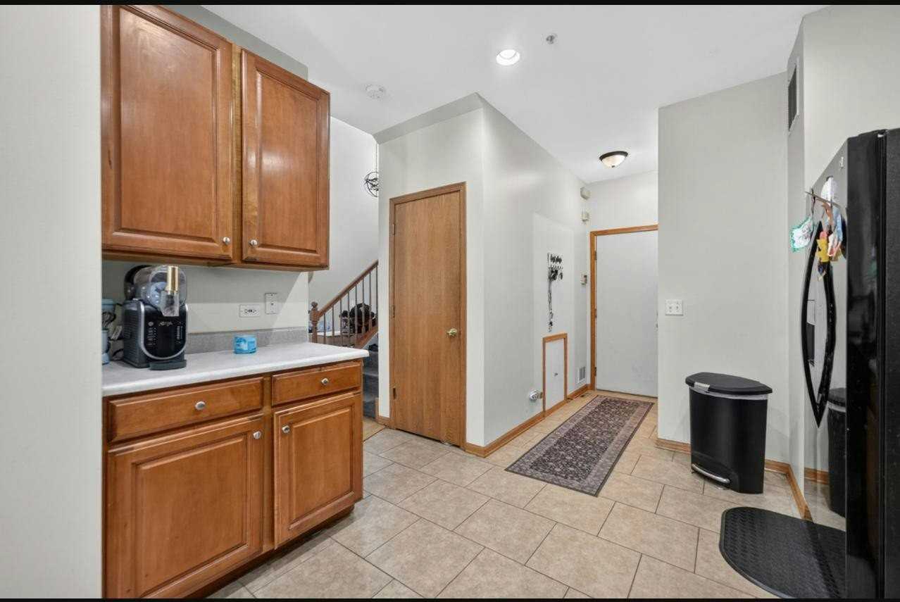 949 Tanager Court - Photo 6 of 22