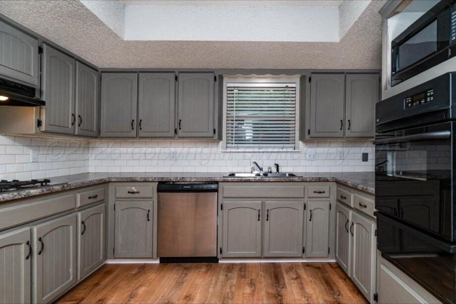 1003 Cimarron Trl - Photo 4 of 25