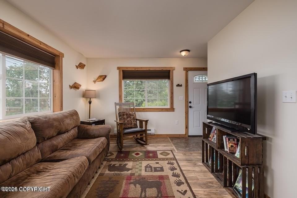810 Dogwood St #B - Photo 4 of 15