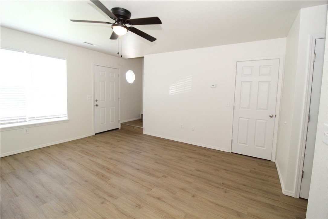 5 Iris Way #B - Photo 6 of 26
