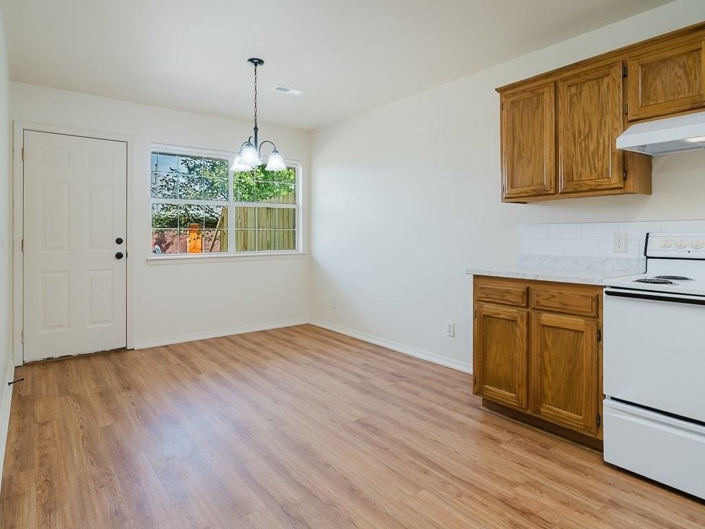 7 Holly Dr #A - Photo 5 of 24