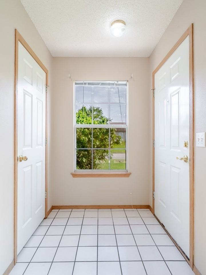 3005 Ne 14th St - Photo 3 of 29