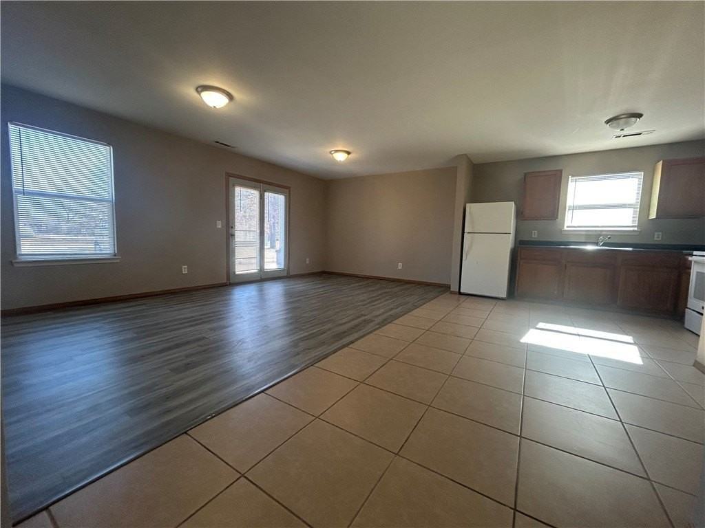 316 Erin Pl #101 - Photo 2 of 9