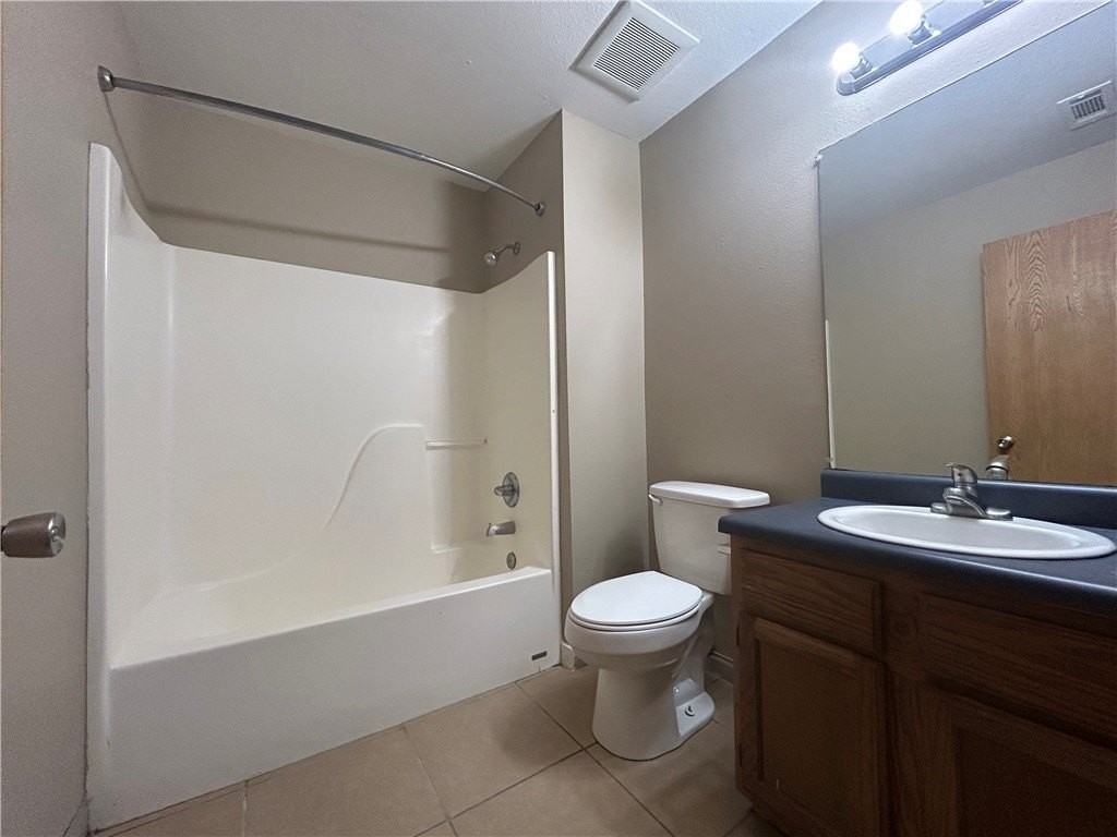 316 Erin Pl #101 - Photo 6 of 9