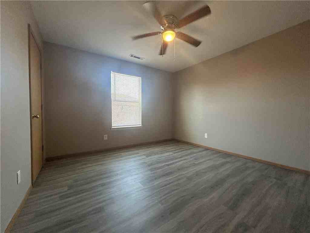 316 Erin Pl #101 - Photo 7 of 9