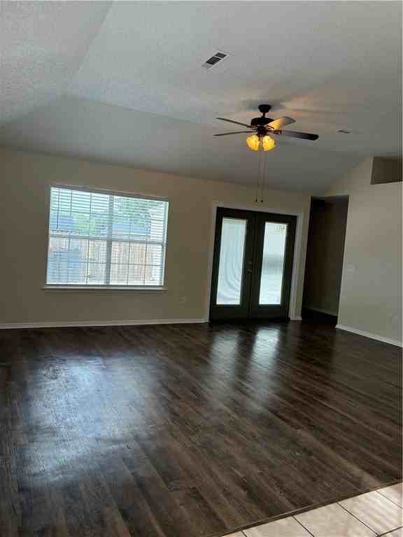 4294 Backus Ave - Photo 4 of 17