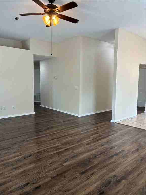 4294 Backus Ave - Photo 5 of 17