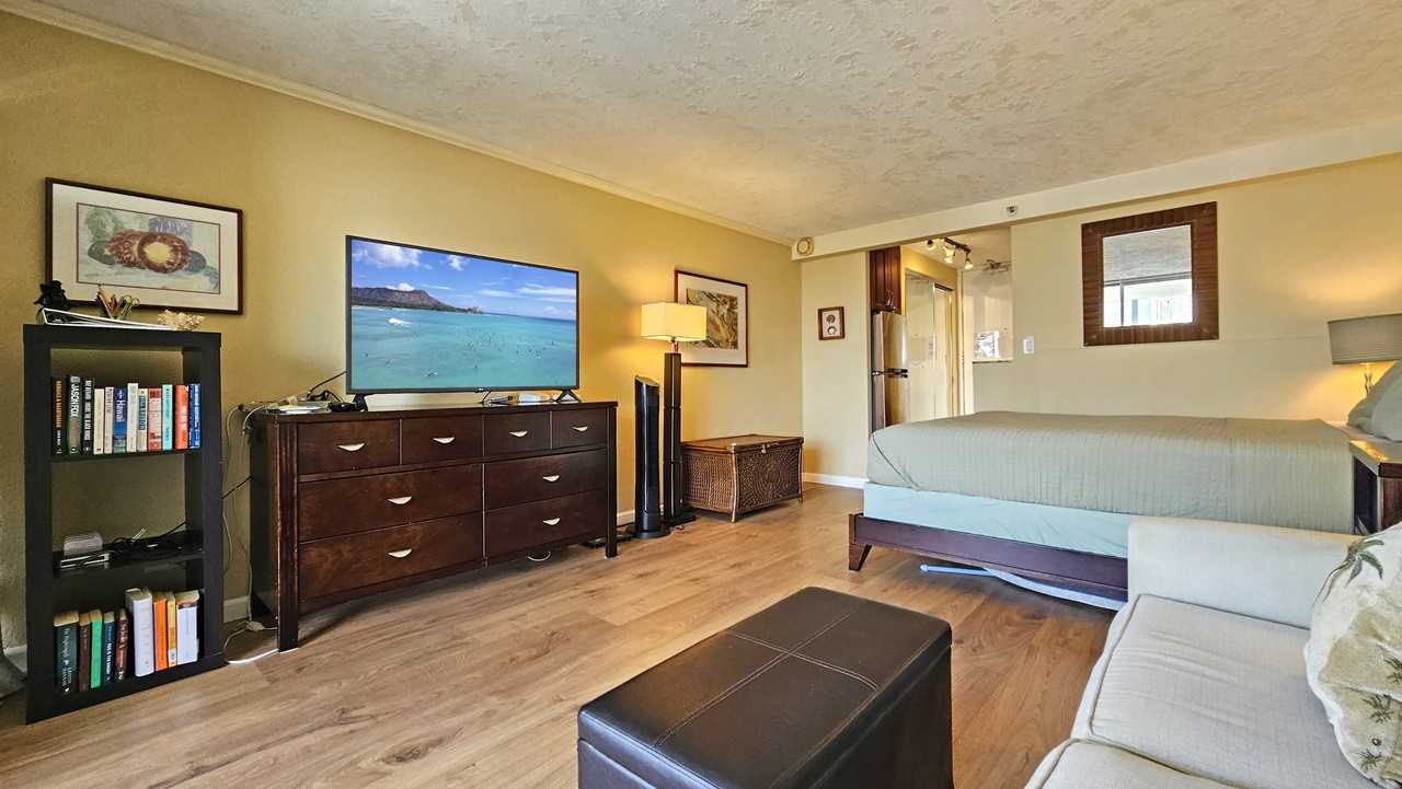 445 Seaside Ave #2710 - Photo 6 of 39