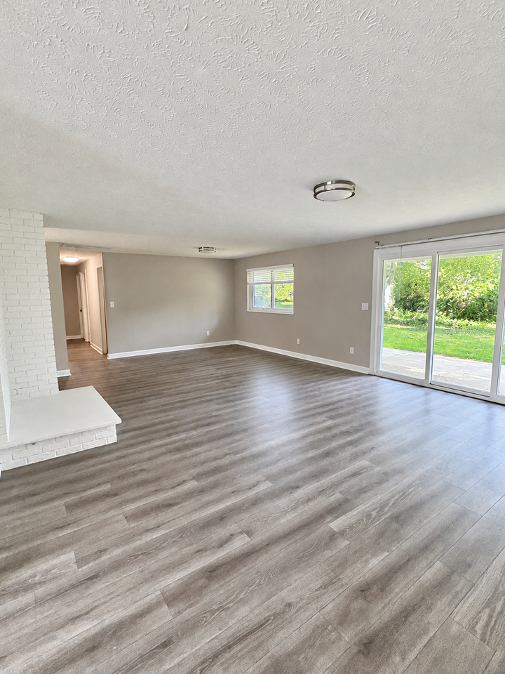 6440 Harshmanville Road - Photo 6 of 7