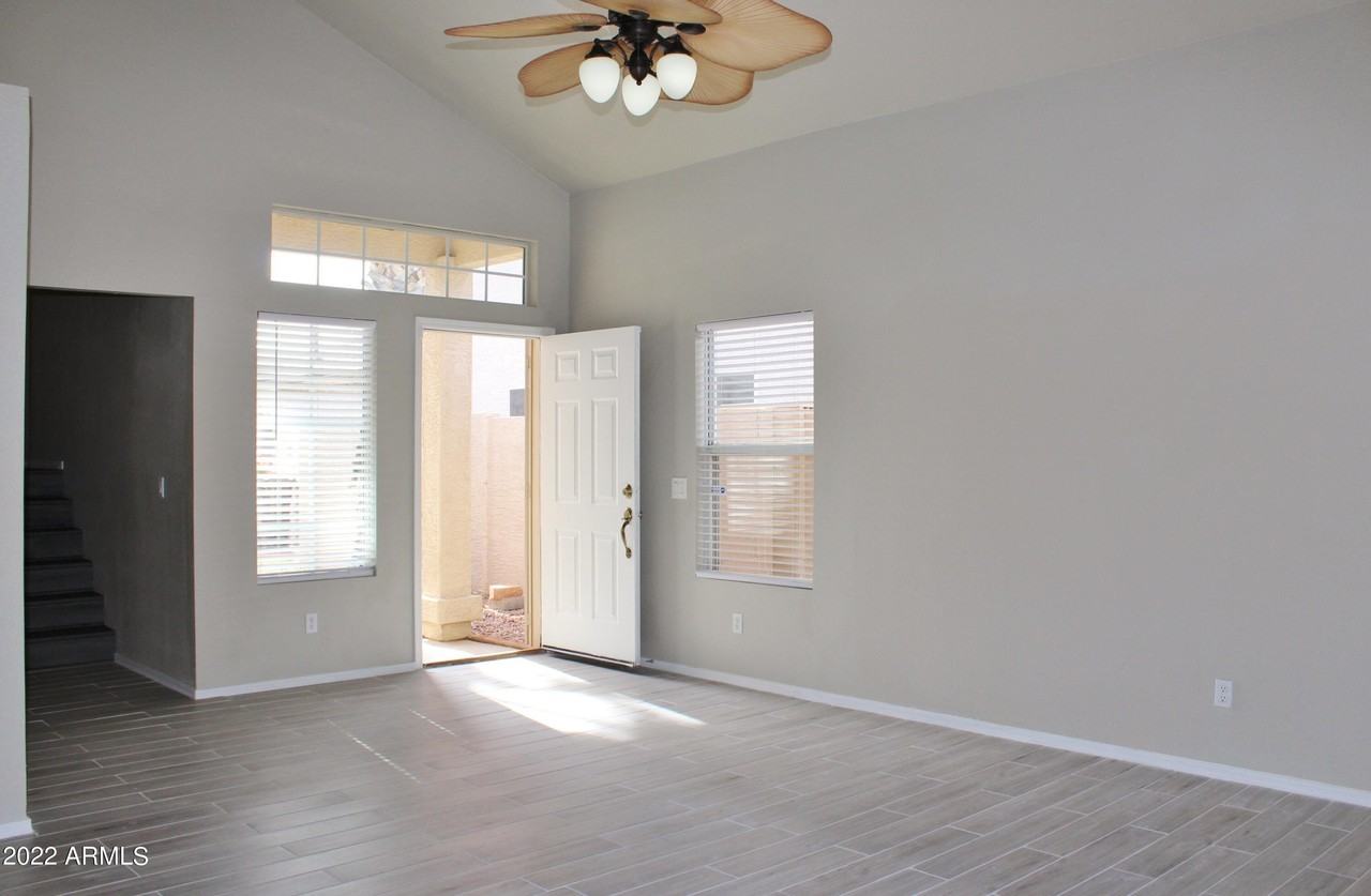 7430 W Eva St - Photo 2 of 30