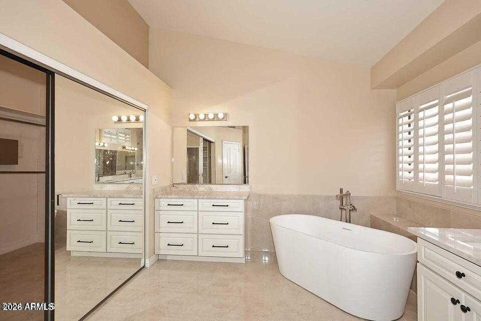 12723 E Cortez Dr - Photo 7 of 17