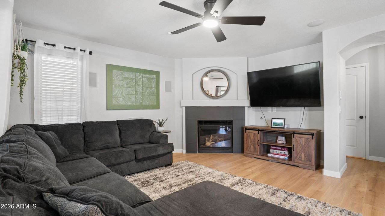 2446 W Via Dona Rd - Photo 5 of 31