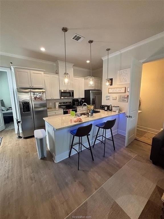 820 Avenue A - Photo 5 of 12