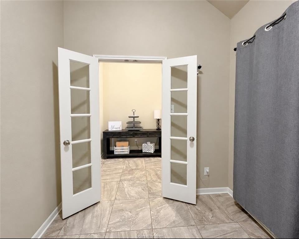 244 Fieldstone Pl - Photo 3 of 21