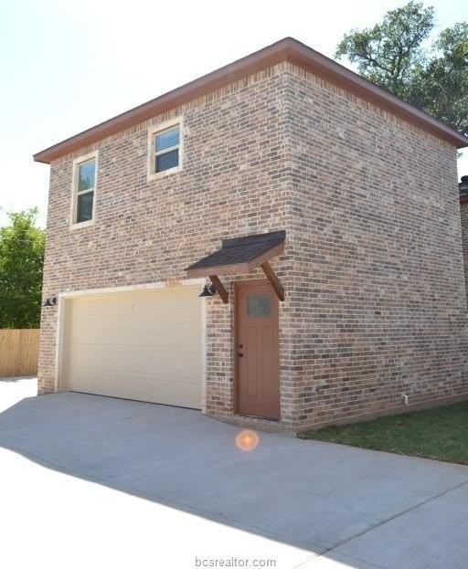 602 Maryem St - Photo 2 of 21