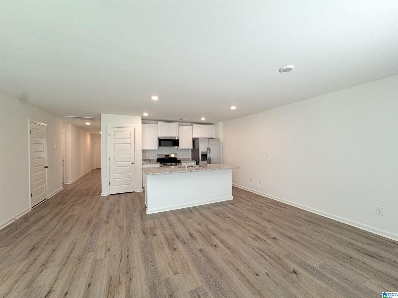 321 Archers Brook Ln - Photo 5 of 45