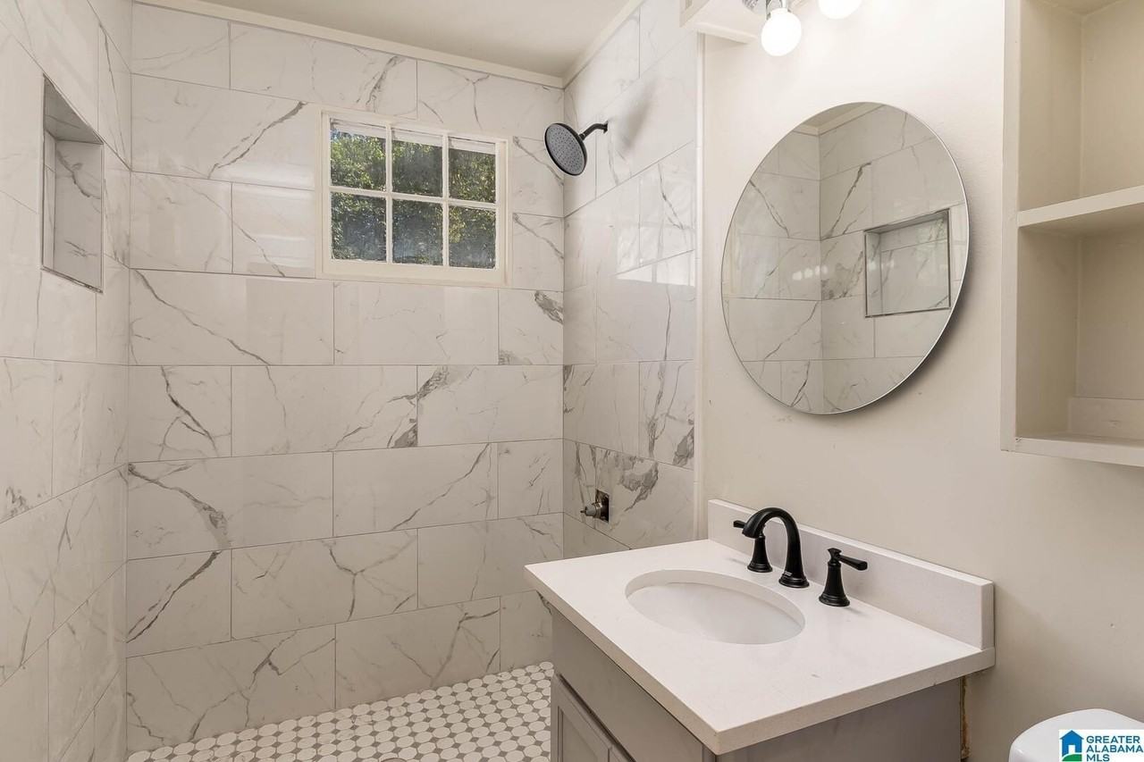 2303 Prince Ave - Photo 3 of 19