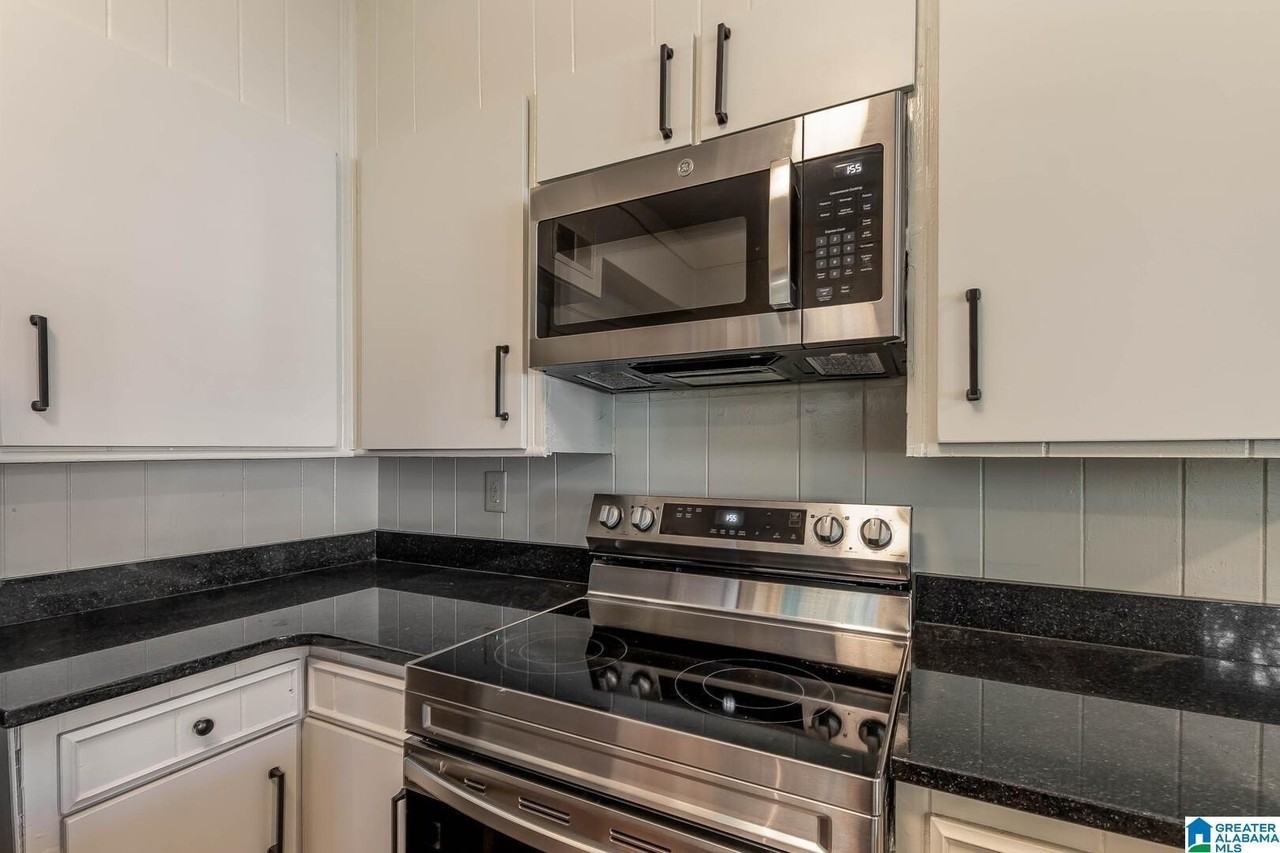2303 Prince Ave - Photo 6 of 19