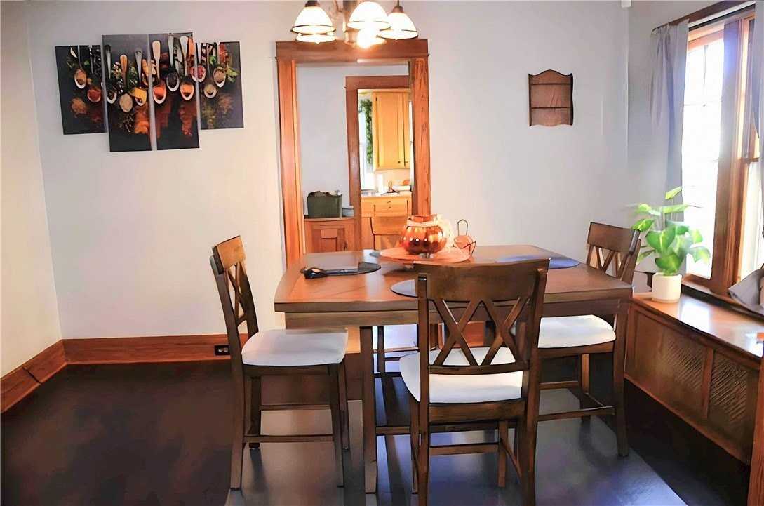 348 Seneca Pkwy - Photo 5 of 14