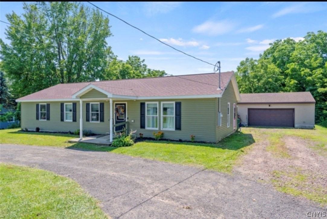 31 Franklin Ave - Photo 2 of 20