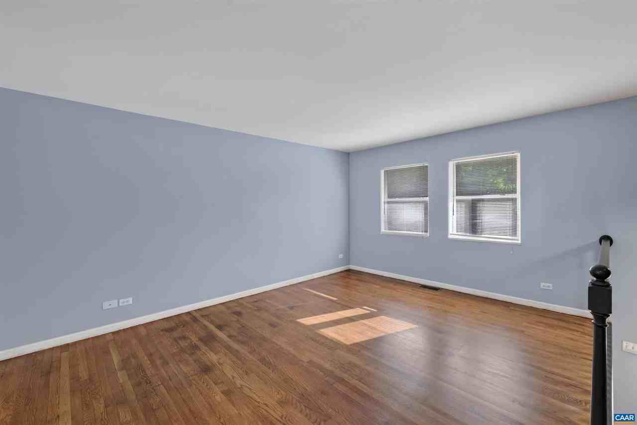 2751 Mcelroy Dr - Photo 5 of 14