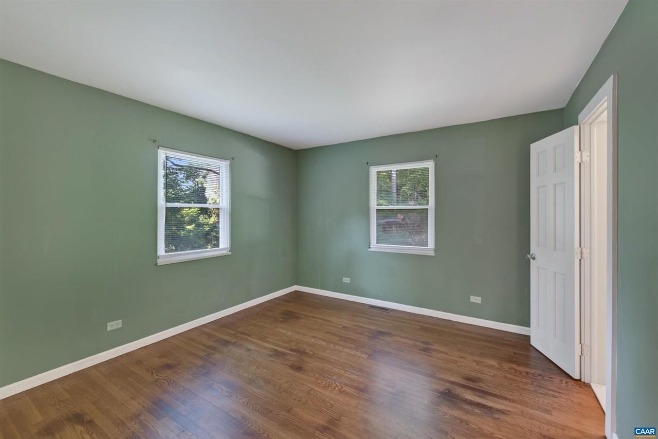 2751 Mcelroy Dr - Photo 6 of 14