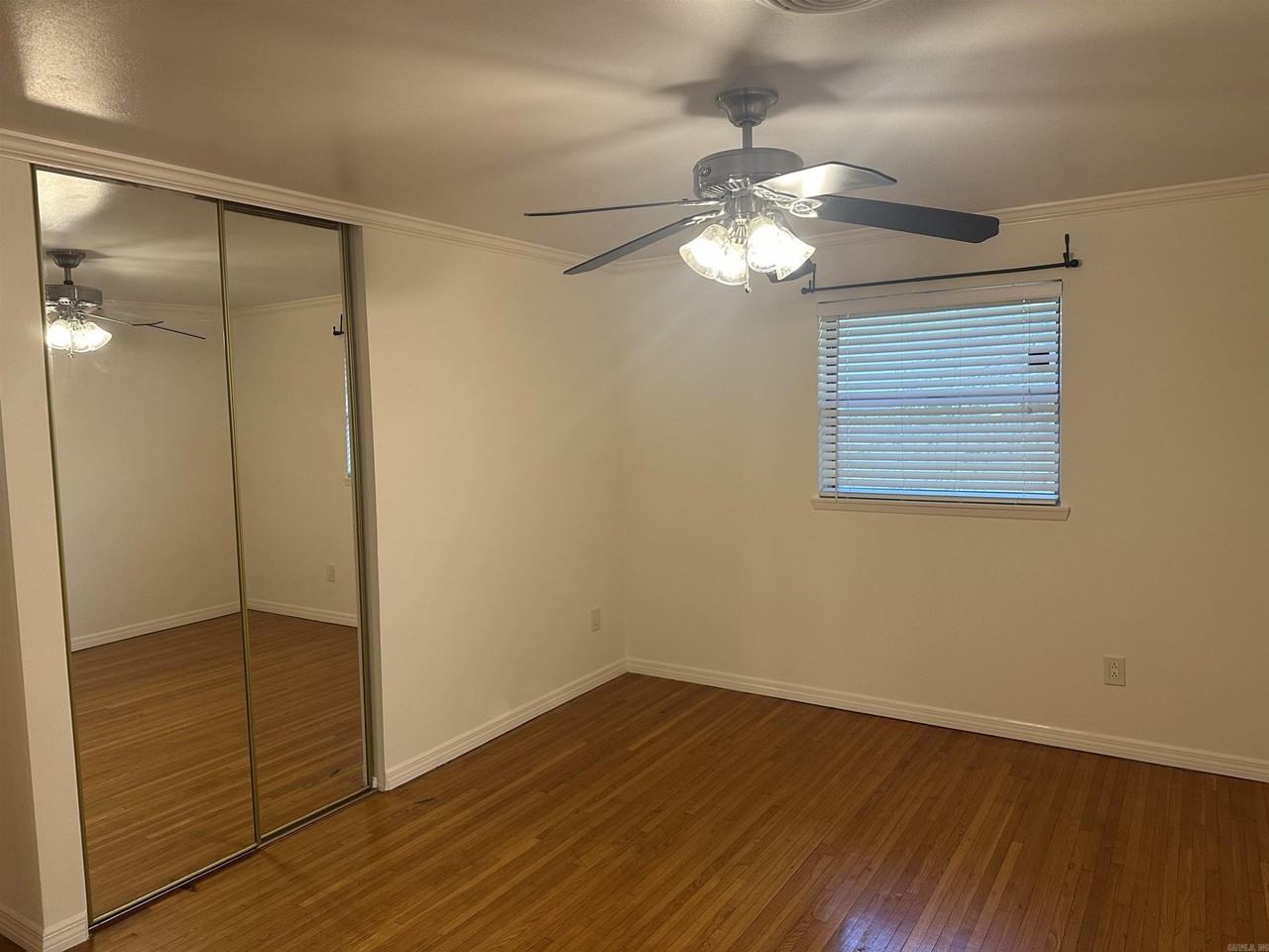 9005 Penrose Ln - Photo 7 of 13