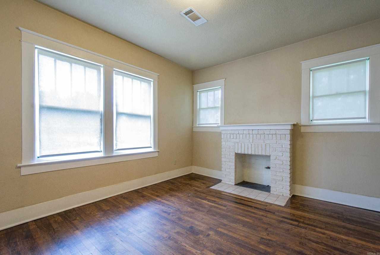 120 Melrose Dv - Photo 6 of 27