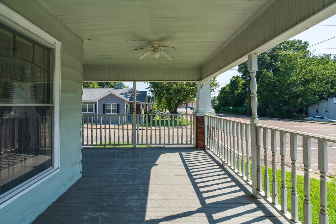 101 S Moore Rd - Photo 6 of 36