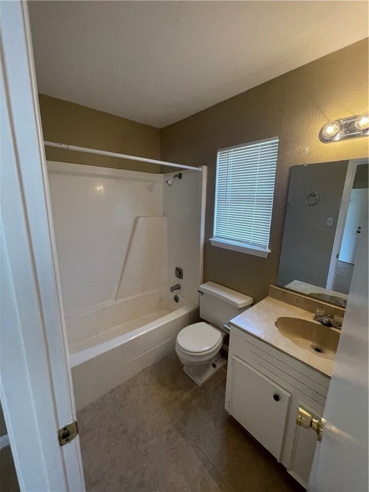 7429 Piper Dr - Photo 2 of 17