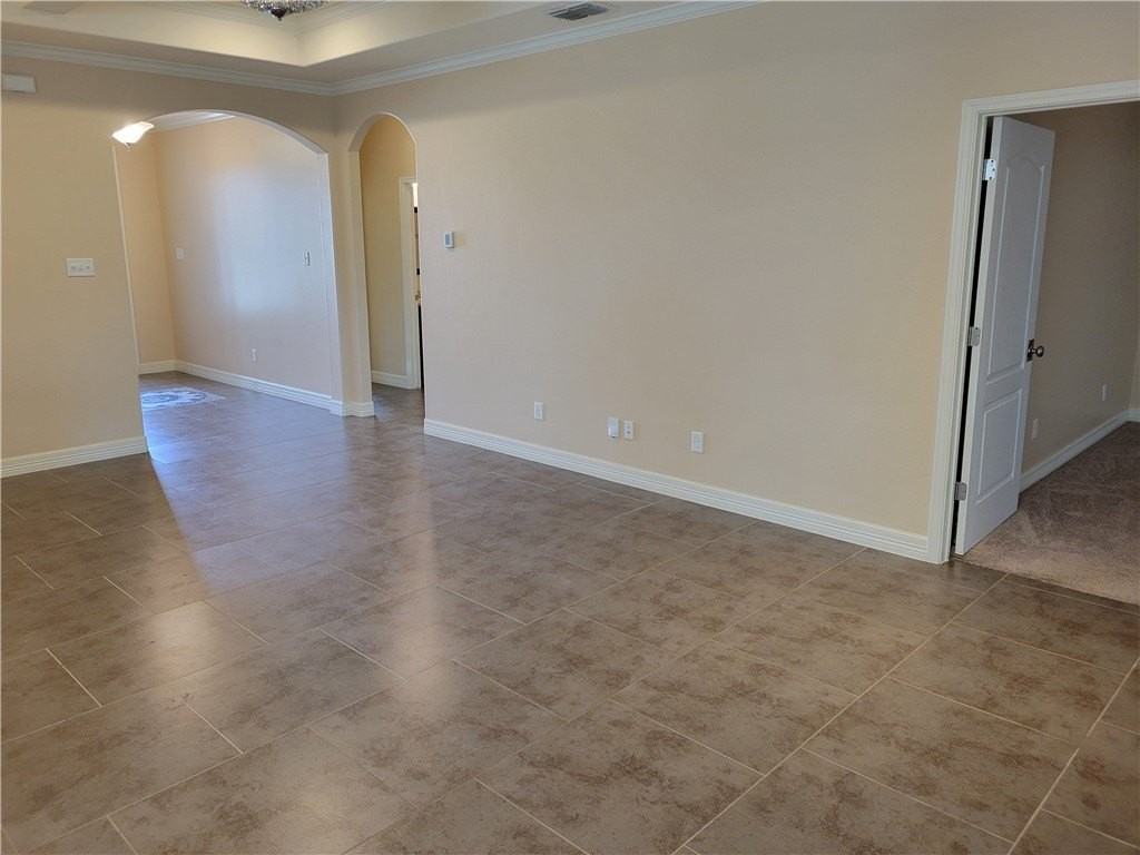 2213 Diamond Dr - Photo 7 of 25