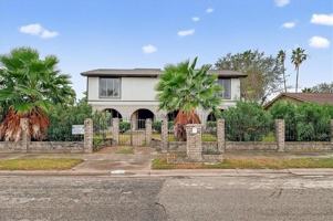 featured image of 4621 Greensboro Dr