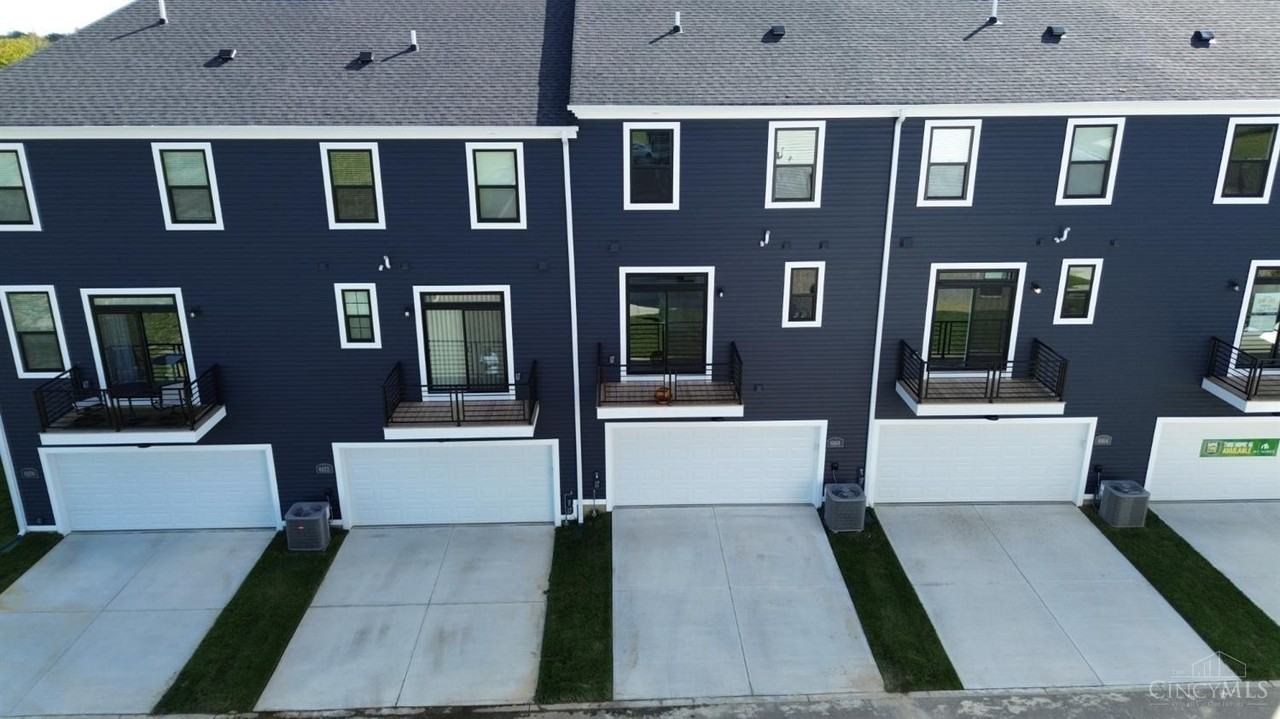 6168 Nicholas Way - Photo 2 of 26