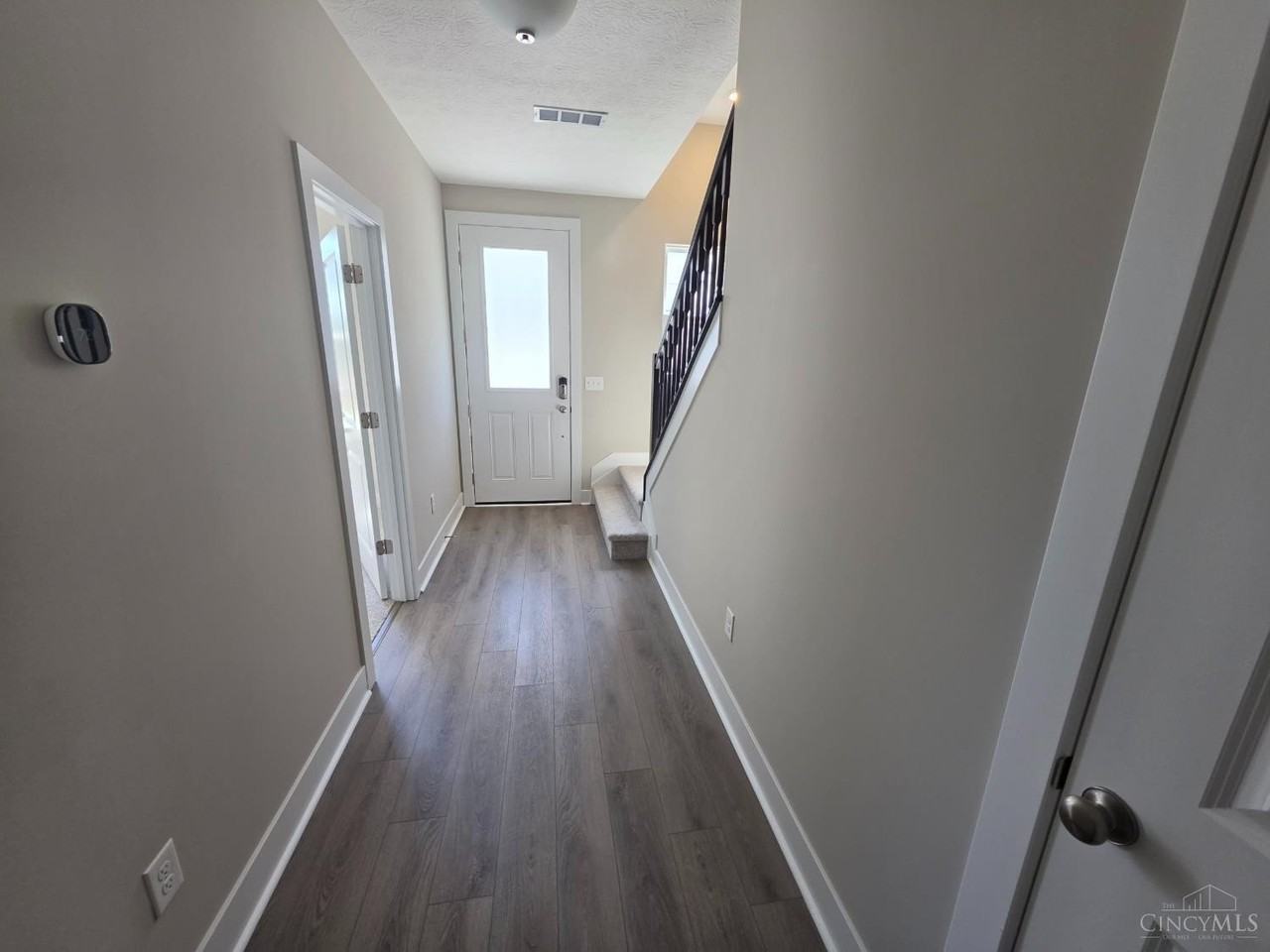 6168 Nicholas Way - Photo 3 of 26