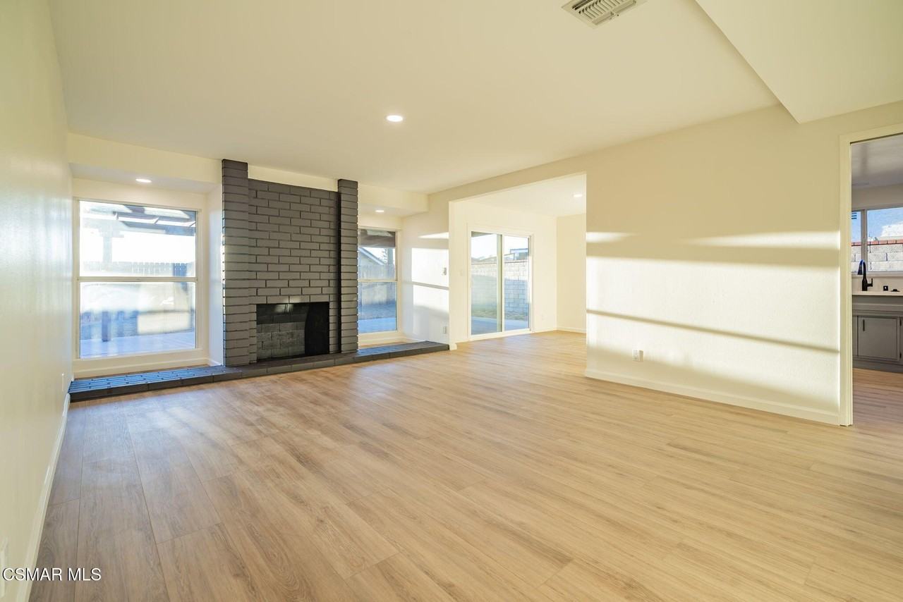 2617 Keats Ave - Photo 3 of 41