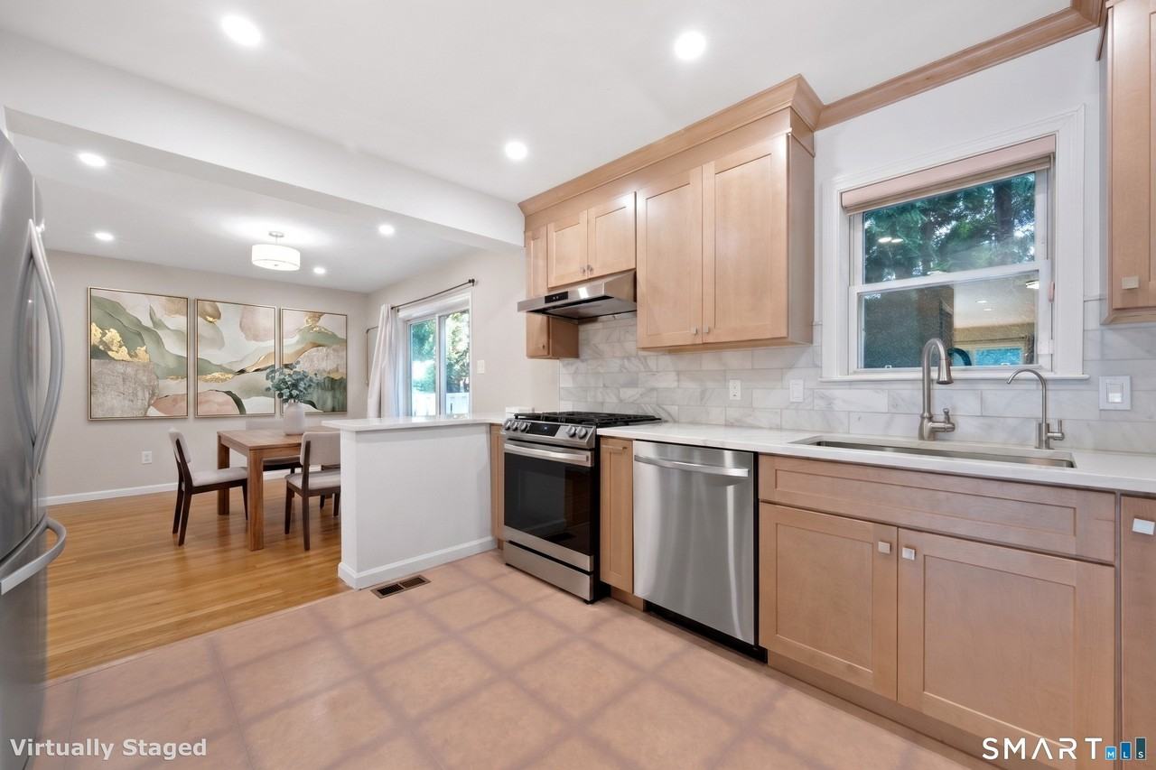 42 Highland Rd #5 - Photo 5 of 19